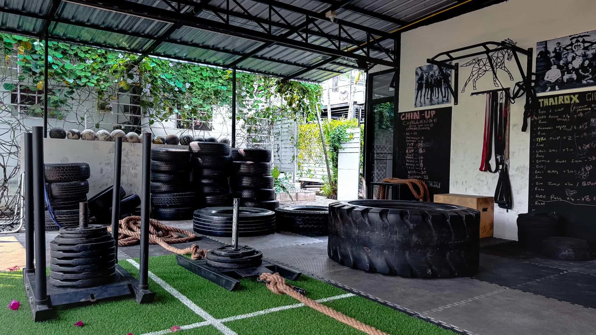 HYROX entre rizières et sleds